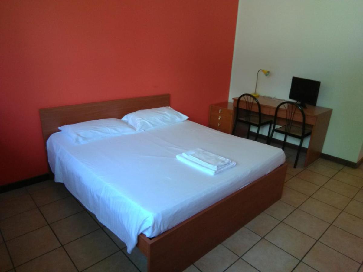 La Cordata Accommodation - Brodolini 24 Cinisello Balsamo Ngoại thất bức ảnh