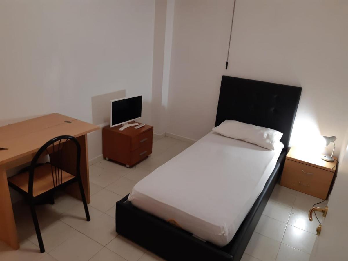 La Cordata Accommodation - Brodolini 24 Cinisello Balsamo Ngoại thất bức ảnh