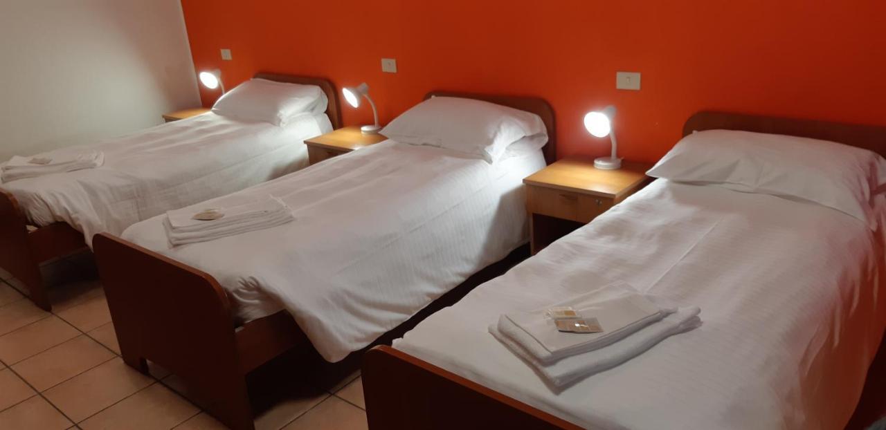 La Cordata Accommodation - Brodolini 24 Cinisello Balsamo Ngoại thất bức ảnh